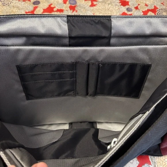 TUMI/DUCATI Collab Black and Red Messenger Bag - Picture 8 of 9